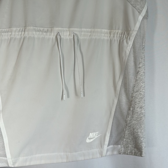Nike White & Grey Tank Top with Front Strings & Front Mesh - Picture 5 of 7